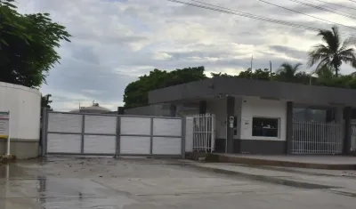 Fachada de la empresa Monómeros.