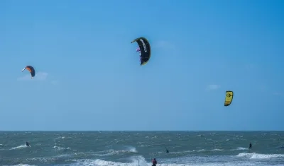 En Salinas del Rey se han relizado dos paradas del Mundial de kitesurf.