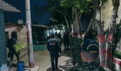 Caravana de seguridad en Soledad.