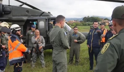 Autoridades en las labores de búsqueda. 