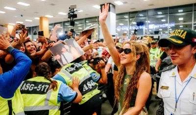 Miles de seguidores estuvieron pendiente a la llegada de la barranquillera.