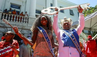 El Rey Momo con las llaves de la ciudad.