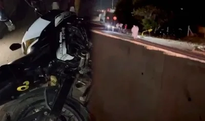 La motocicleta y el lugar donde se presentó el accidente. 