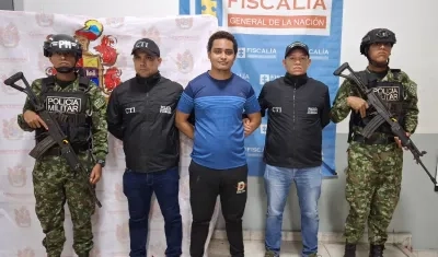 Johan Emilio Rebolledo Avilez tras ser capturado. 