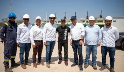 El Alcalde Alejandro Char en la supervisión de la planta.