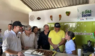 En el corregimiento de Sibarco (Baranoa), Ecopetrol, la Gobernación y Gases del Caribe socializaron la segunda etapa del proyecto. 