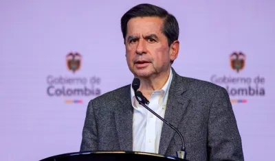 Juan Fernando Cristo, ministro del Interior. 