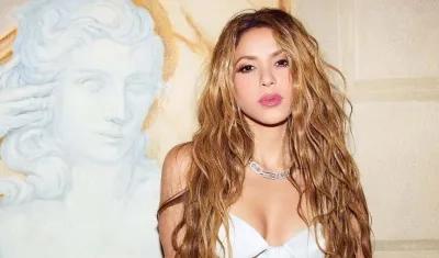 Shakira está lista para presentar el show. 