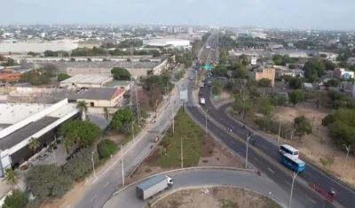 Panorámica de la obra vial en la calle 30 de Soledad.