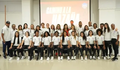 Plantel del Junior que competirá en la Liga Femenina 2025. 