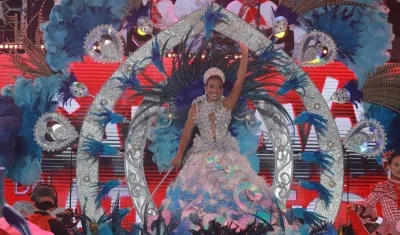 Gimel Morales, Reina del Carnaval del Atlántico durante su coronación. 