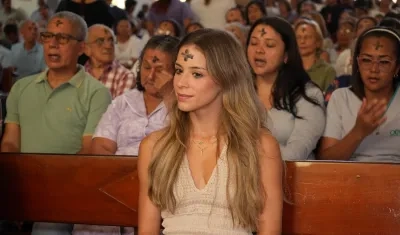  Tatiana Angulo Fernández De Castro, con la cruz de ceniza. 