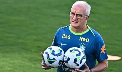 Dorival Júnior en la práctica de la selección brasileña.