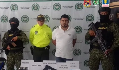 Arlis Arnold Esquivel Durango.