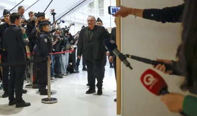 El actor francés Gerard Depardieu llegando al tribunal de París.
