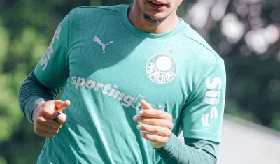 Richard Ríos en un entrenamiento con Palmeiras.
