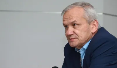 Carlos Ramón González.