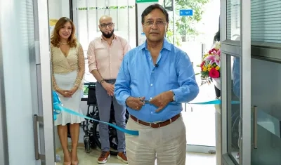 El médico Leonel Blanco, gerente de la Clínica del Caribe, en la inauguración de la Unidad Hemato-Oncológica