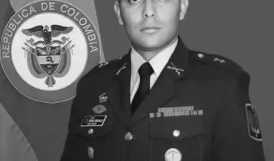 Oficial Mario Germán González.