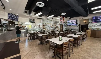Restaurante venezolano en Doral, Estados Unidos.