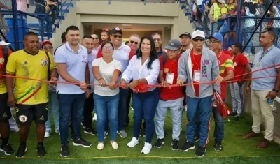 Aspecto de la inauguración de la cancha Santa María Magdalena de Malambo.