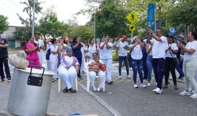 Trabajadores de la Sede de Alta Complejidad de la ESE UNA (antiguo Cari mental).