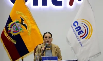 Diana Atamaint, presidenta del CNE de Ecuador.