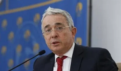 Álvaro Uribe Vélez.
