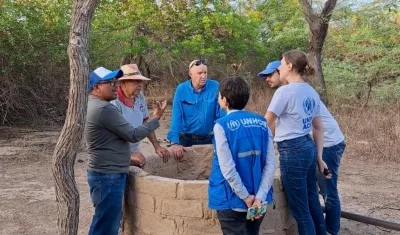 Imagen de una visita de ACNUR en La Guajira.