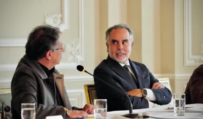 El Presidente Gustavo Petro y el Ministro del Interior, Armando Benedetti.