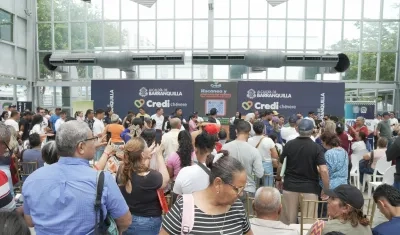 Jornada de otorgamiento de créditos en la plaza de la Paz. 