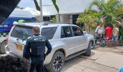 Camioneta en la que se movilizaban las víctimas. 