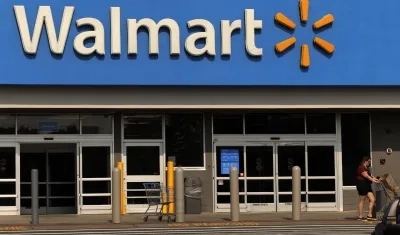 Fachada de una tienda Walmart.