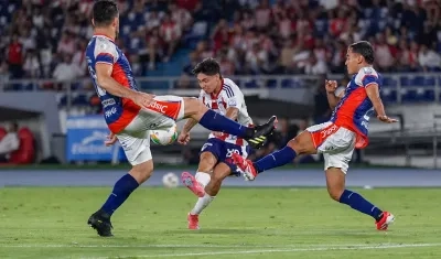 El primer gol de Bryan Castrillón. 