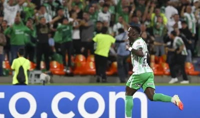 Marino Hinestroza, gran figura del partido.