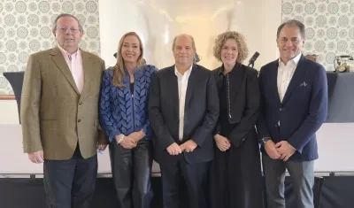 Ricardo Galán, Catalina Escobar Restrepo, Andrés Wolf,  Andrea Escobar Vilá y Fabián Hernández