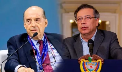 Álvaro Leyva Durán y el Presidente Gustavo Petro.