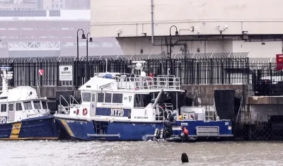 Buzos del Departamento de Policía de la Ciudad de Nueva York.