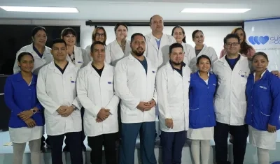 Grupo de profesionales de la Clínica de la Costa que hizo parte del trasplante. 
