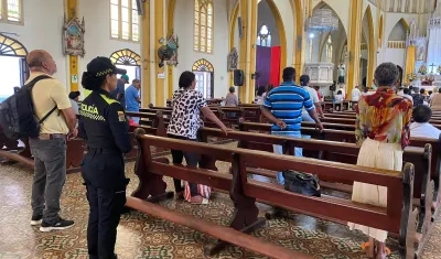 La Policía prestó seguridad en las diferentes iglesias durante Semana Santa. 