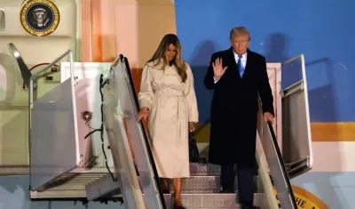 El Presidente de Estados Unidos, Donald Trump, y su esposa Melania llegando a Roma.