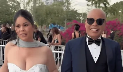 Zulinka Pérez y su padre el cantante Rubby Pérez.