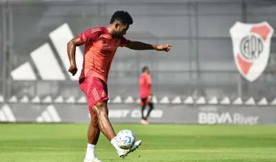 Miguel Ángel Borja durante el entrenamiento de River el viernes en el Más Monumental. 