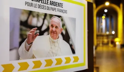 Tributo al Papa Francisco en Bruselas, Bélgica.