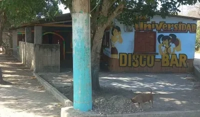 Fachada del negocio en donde sucedió el atraco. 