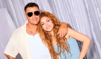 Alejandro Sanz y Shakira durante la producción de 'Bésame'. 