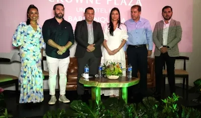 Juanita Molina, Jaime Alfaro, William Fonseca Castro, Marbel Ruiz, José Luis Páez y Andrés Torrente.