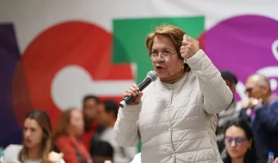 La senadora Aída Avella es la ponente.