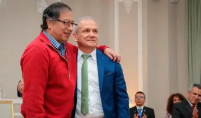 El Presidente Gustavo Petro y Carlos Ramón González. 