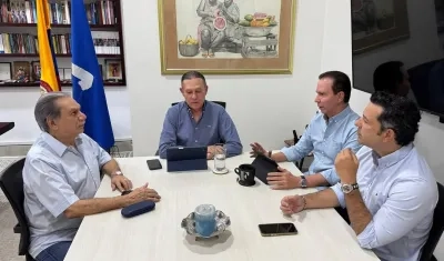 Los congresistas Armando Zabaraín y Efraín Cepeda, el diputado Federico Ucrós y el concejal Juan Camilo Fuentes.